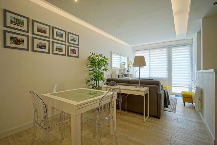 Image No.11-4 Bed Property for sale