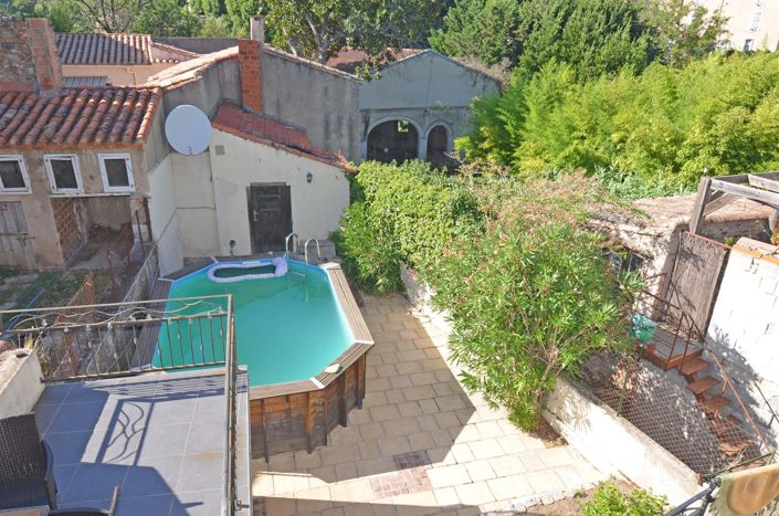 Image No.10-3 Bed House for sale