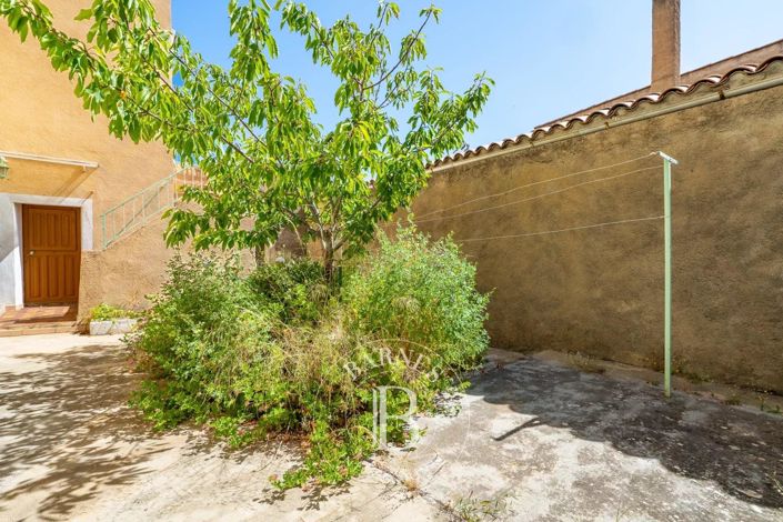 Image No.14-4 Bed House for sale