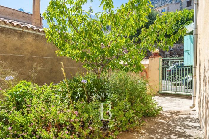 Image No.15-4 Bed House for sale