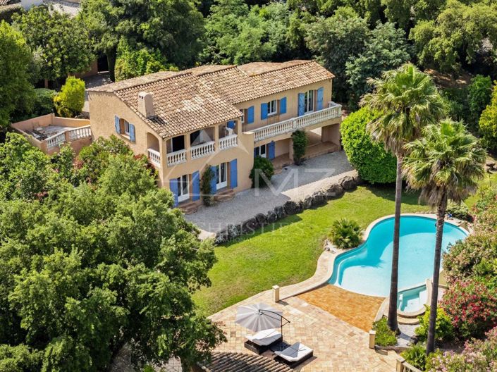 Image No.1-5 Bed House for sale