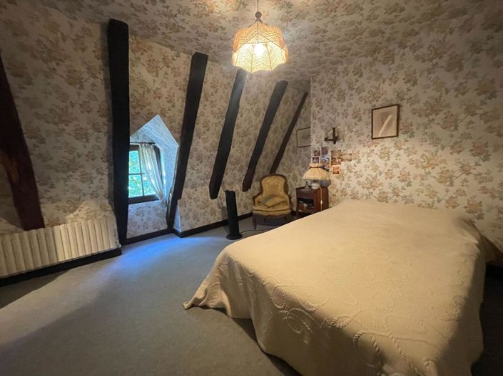 Image No.10-5 Bed House for sale