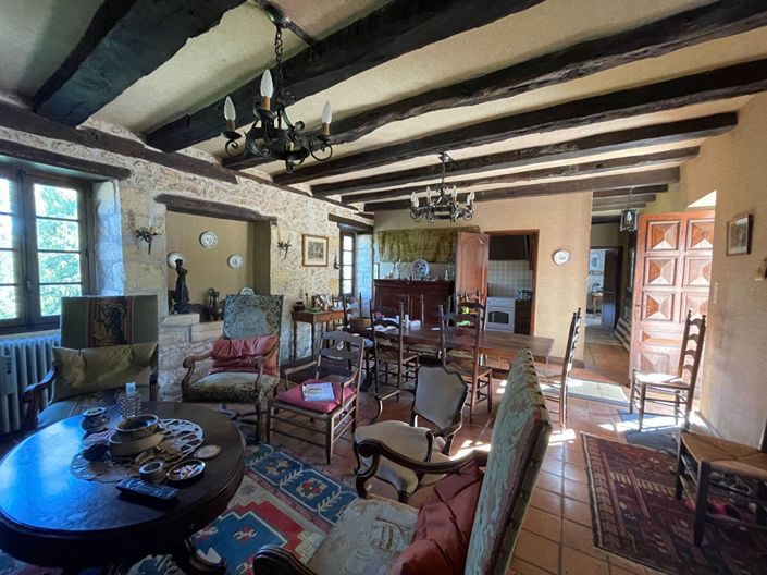 Image No.18-5 Bed House for sale