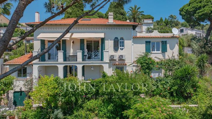 Image No.1-4 Bed House for sale