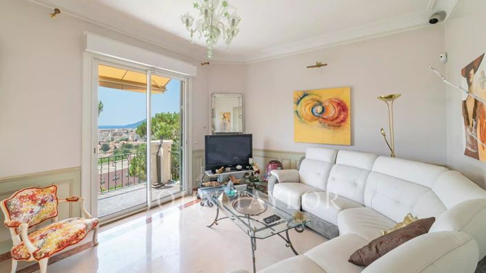 Image No.7-4 Bed House for sale