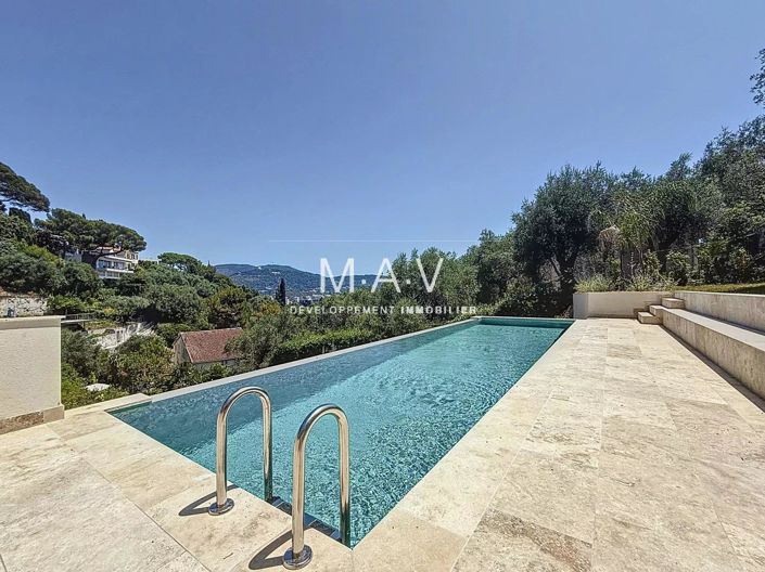 Image No.1-5 Bed House for sale