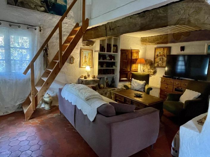 Image No.33-2 Bed House for sale