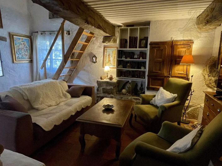 Image No.34-2 Bed House for sale