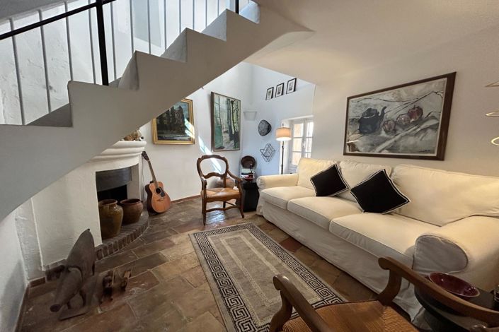 Image No.3-2 Bed House for sale