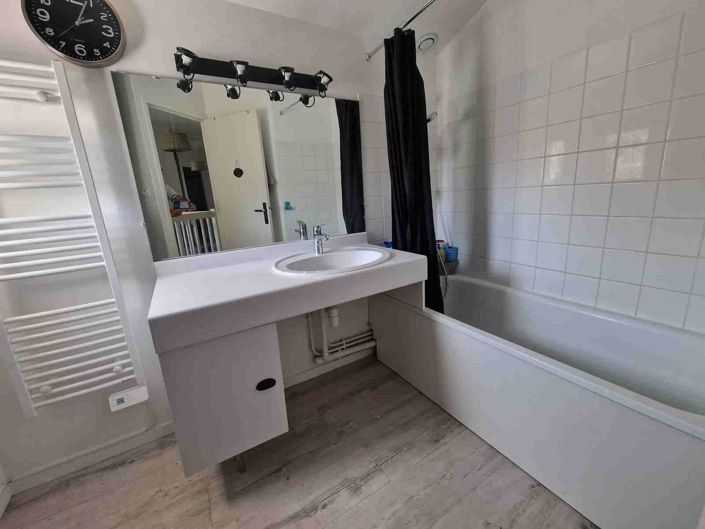 Image No.9-4 Bed House for sale