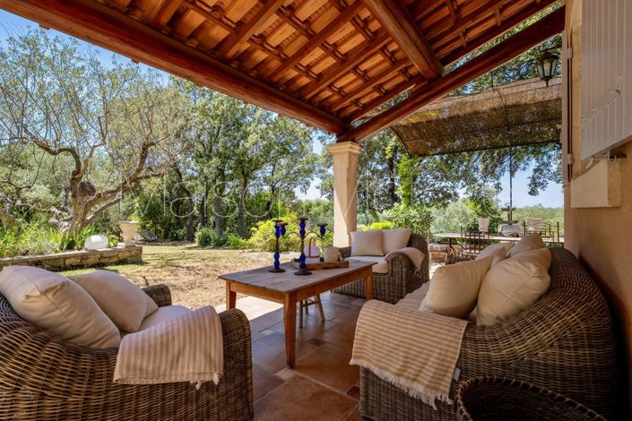 Image No.10-3 Bed House for sale