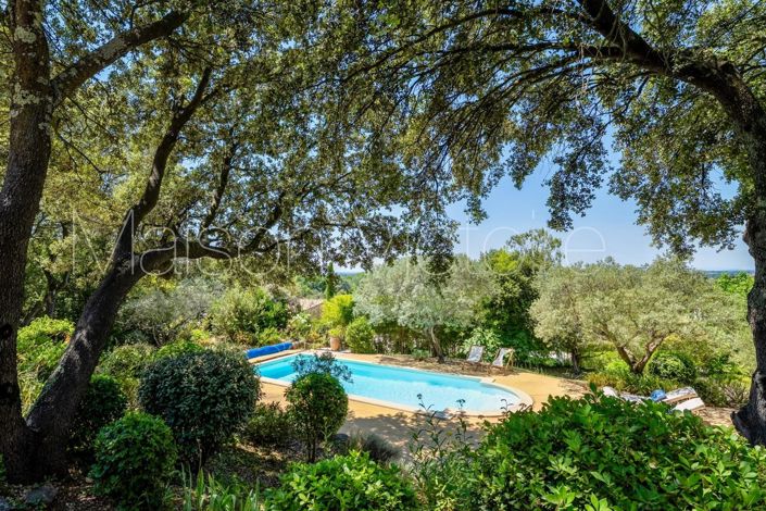 Image No.11-3 Bed House for sale