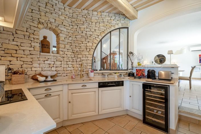 Image No.17-3 Bed House for sale