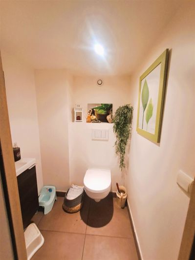 Image No.12-4 Bed House for sale