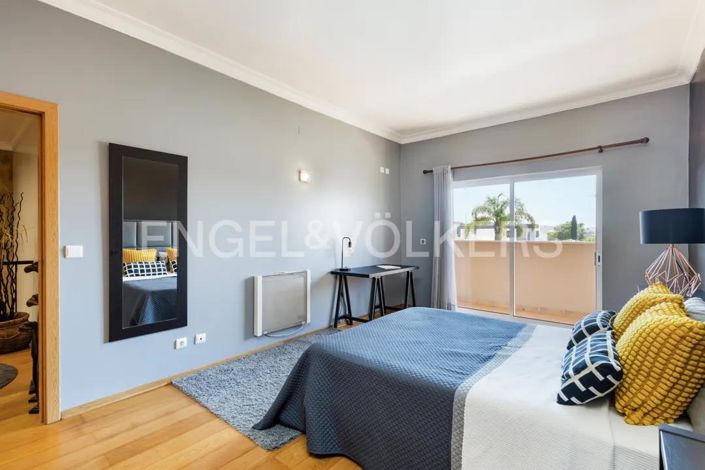 Image No.31-4 Bed House for sale