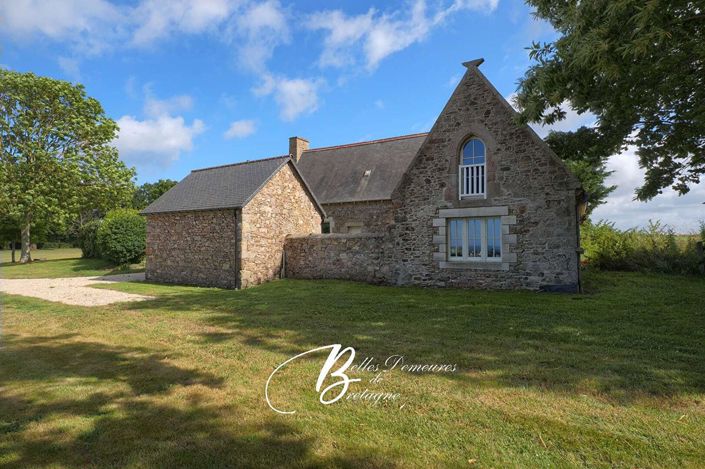 Image No.15-10 Bed Property for sale