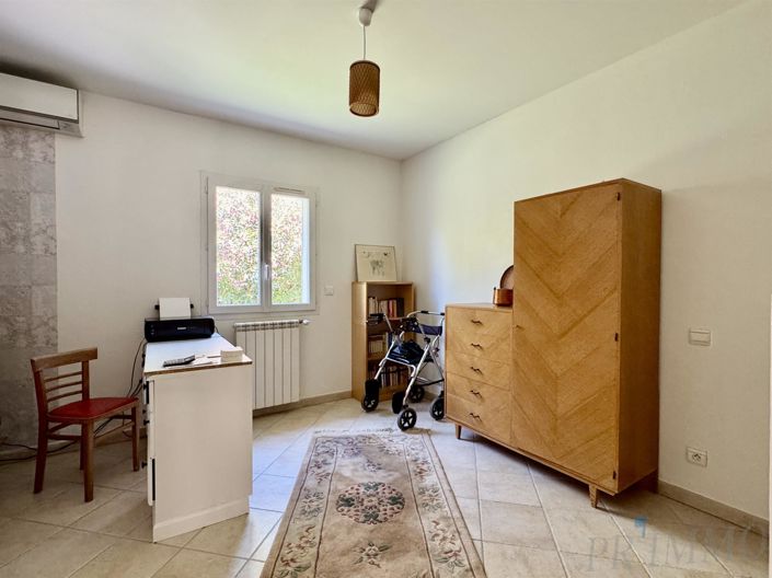 Image No.10-4 Bed House for sale