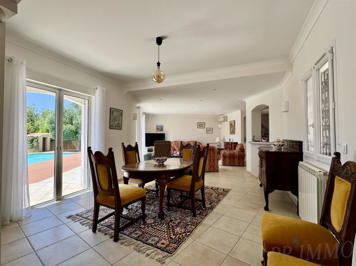 Image No.4-4 Bed House for sale