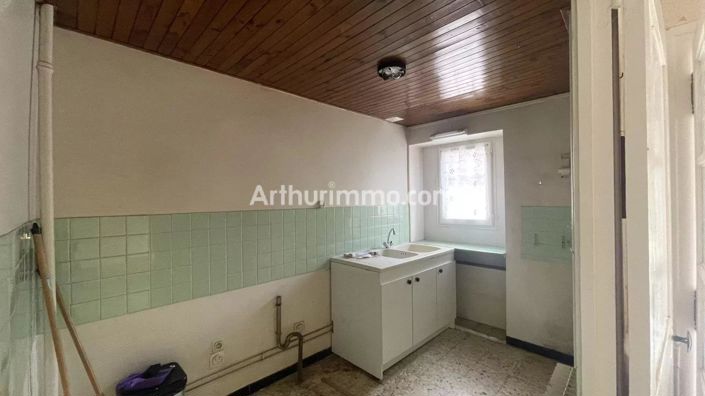 Image No.8-2 Bed House for sale