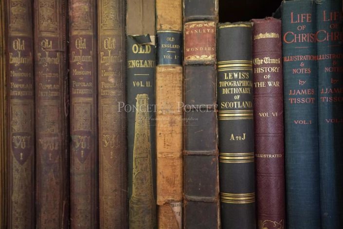 Image No.12-6 Bed House for sale