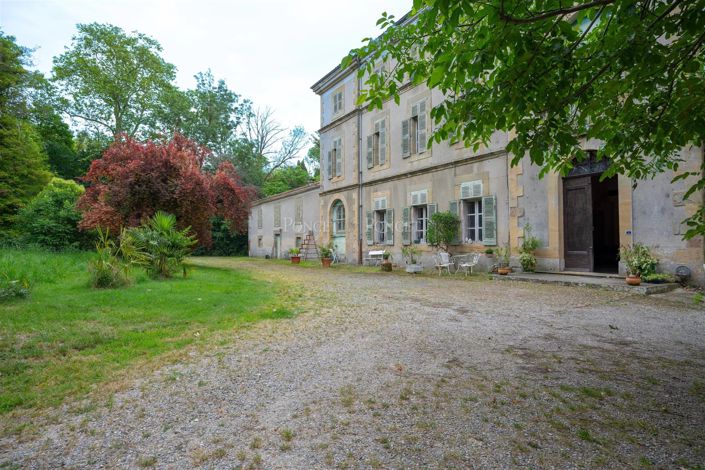 Image No.6-6 Bed House for sale