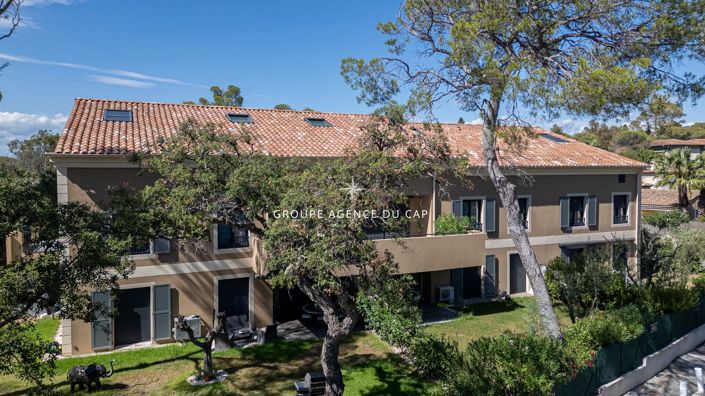 Image No.1-3 Bed Apartment for sale