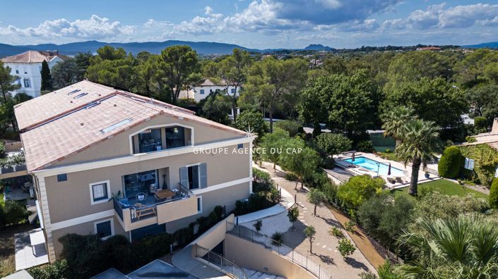 Image No.8-3 Bed Apartment for sale