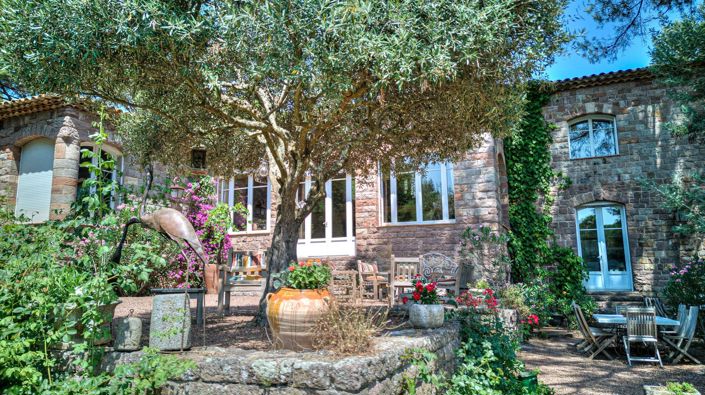 Image No.15-4 Bed Property for sale