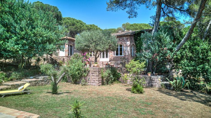 Image No.16-4 Bed Property for sale