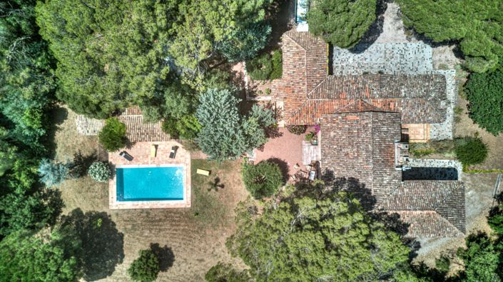 Image No.2-4 Bed Property for sale