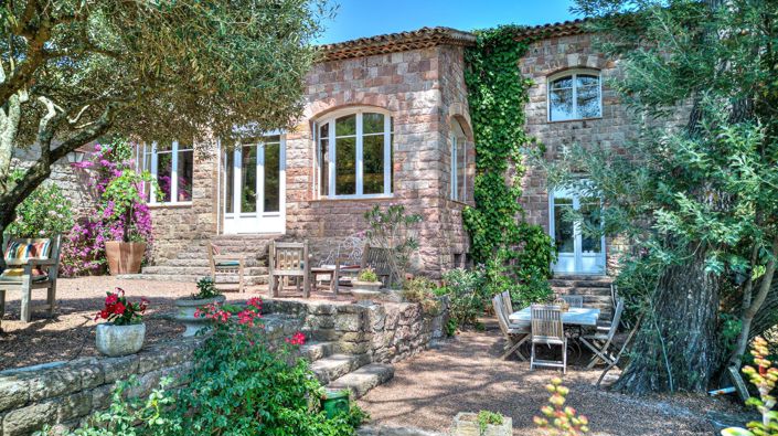 Image No.5-4 Bed Property for sale