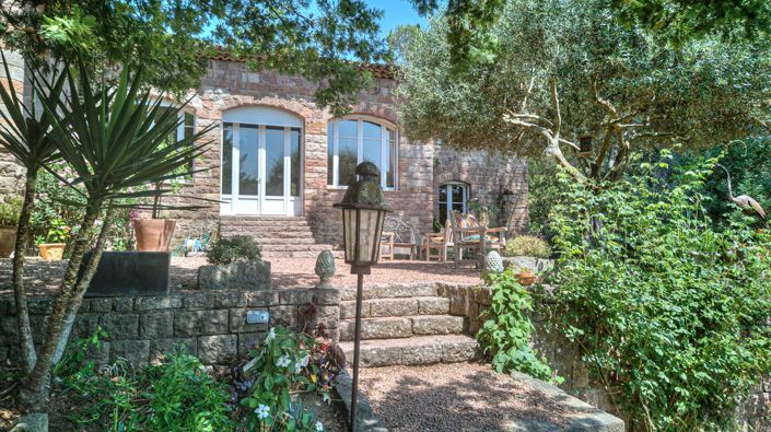 Image No.7-4 Bed Property for sale