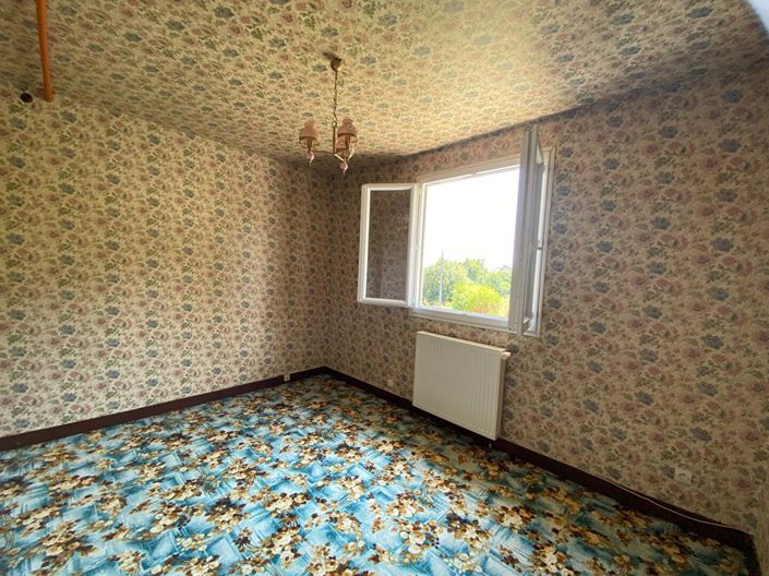 Image No.10-4 Bed House for sale