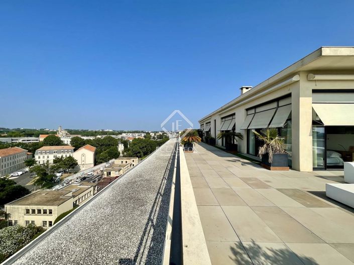 Image No.11-3 Bed Apartment for sale