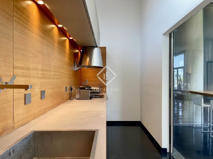 Image No.18-3 Bed Apartment for sale