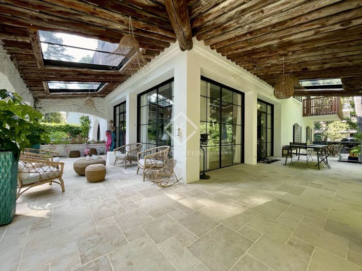 Image No.14-6 Bed House for sale