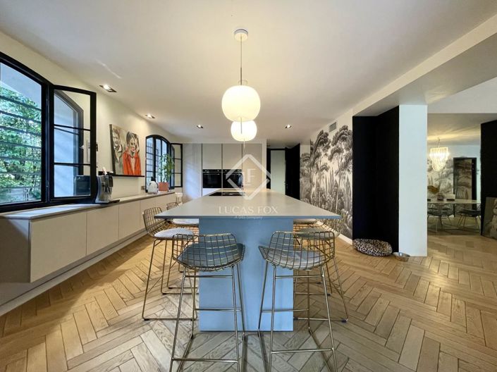 Image No.3-6 Bed House for sale