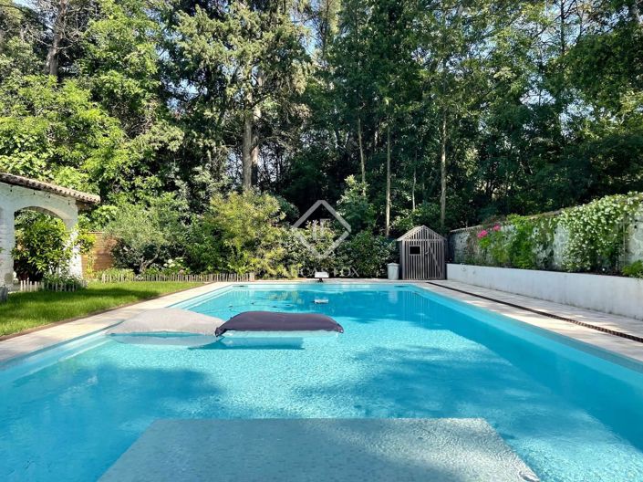 Image No.6-6 Bed House for sale