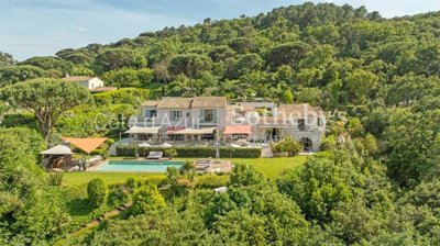 1 - Ramatuelle, Property