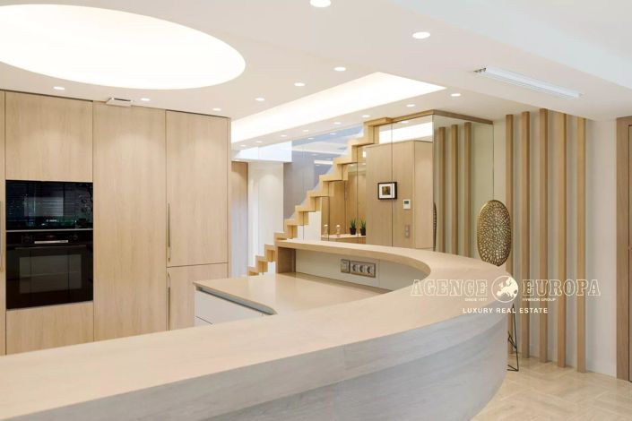 Image No.10-3 Bed Apartment for sale