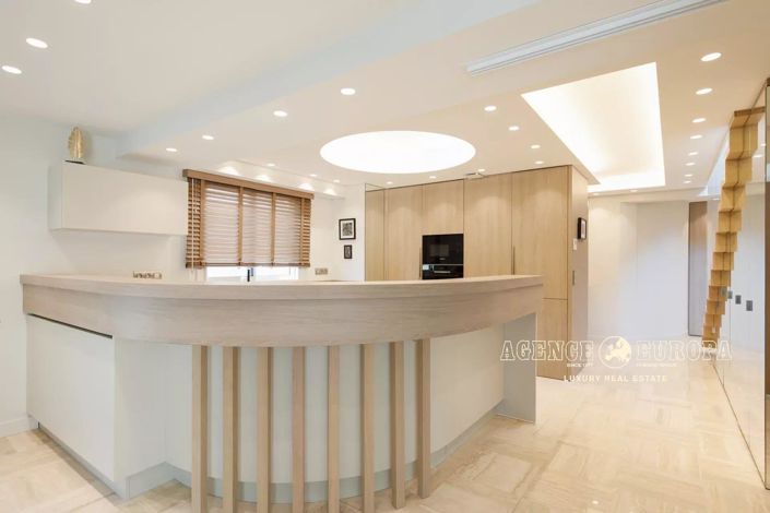 Image No.9-3 Bed Apartment for sale