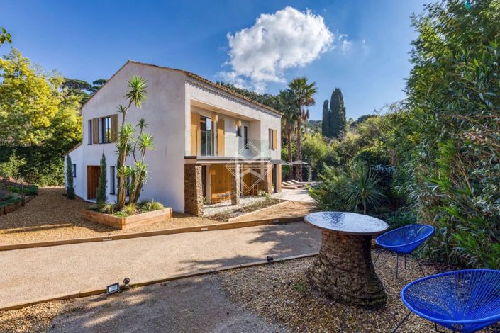 Image No.16-4 Bed House for sale