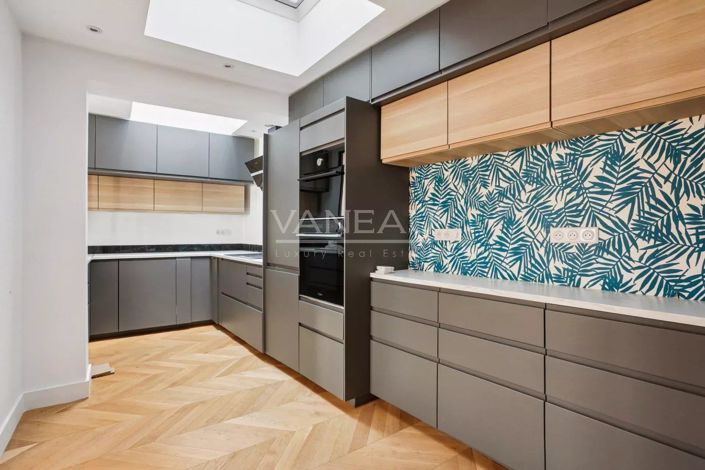 Image No.4-5 Bed House for sale