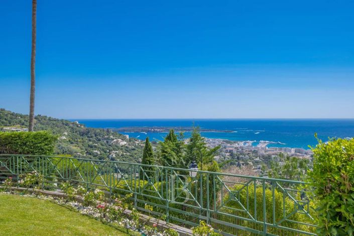 Image No.17-5 Bed House for sale