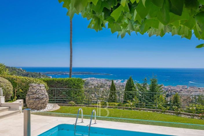 Image No.4-5 Bed House for sale