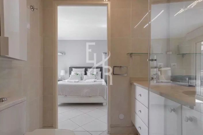 Image No.26-3 Bed Apartment for sale