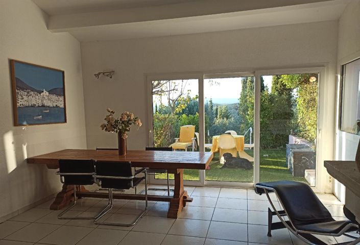 Image No.11-7 Bed House for sale