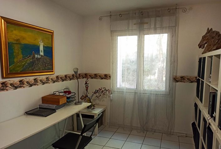 Image No.16-7 Bed House for sale