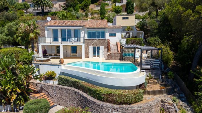 Image No.2-3 Bed House for sale