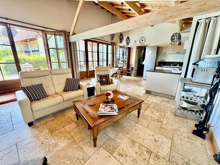 Image No.15-6 Bed House for sale